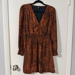 Bar III Long Sleeve Snakeskin Print Dress in Brown and Black, XS